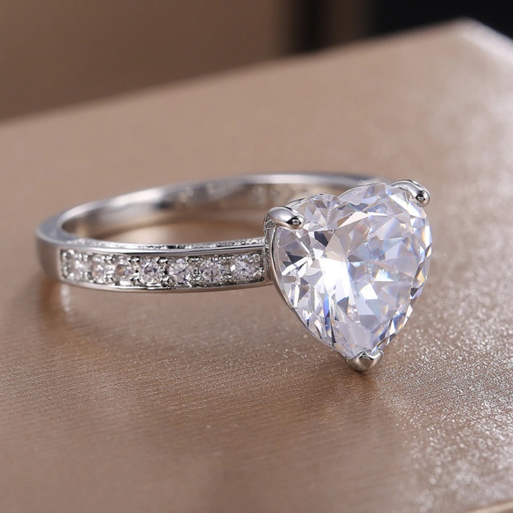925 STERLING SILVER HEART RING - Picture 4 of 4